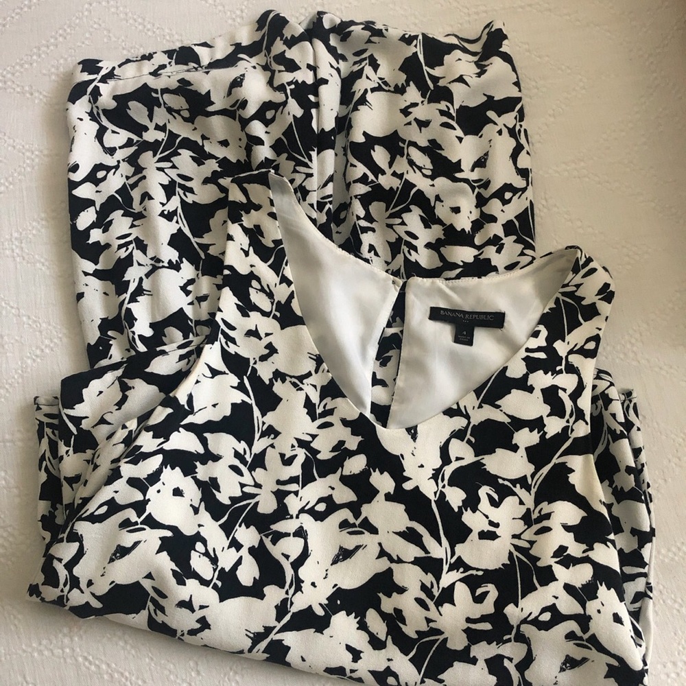 Short patterned romper - Picture 2 of 3